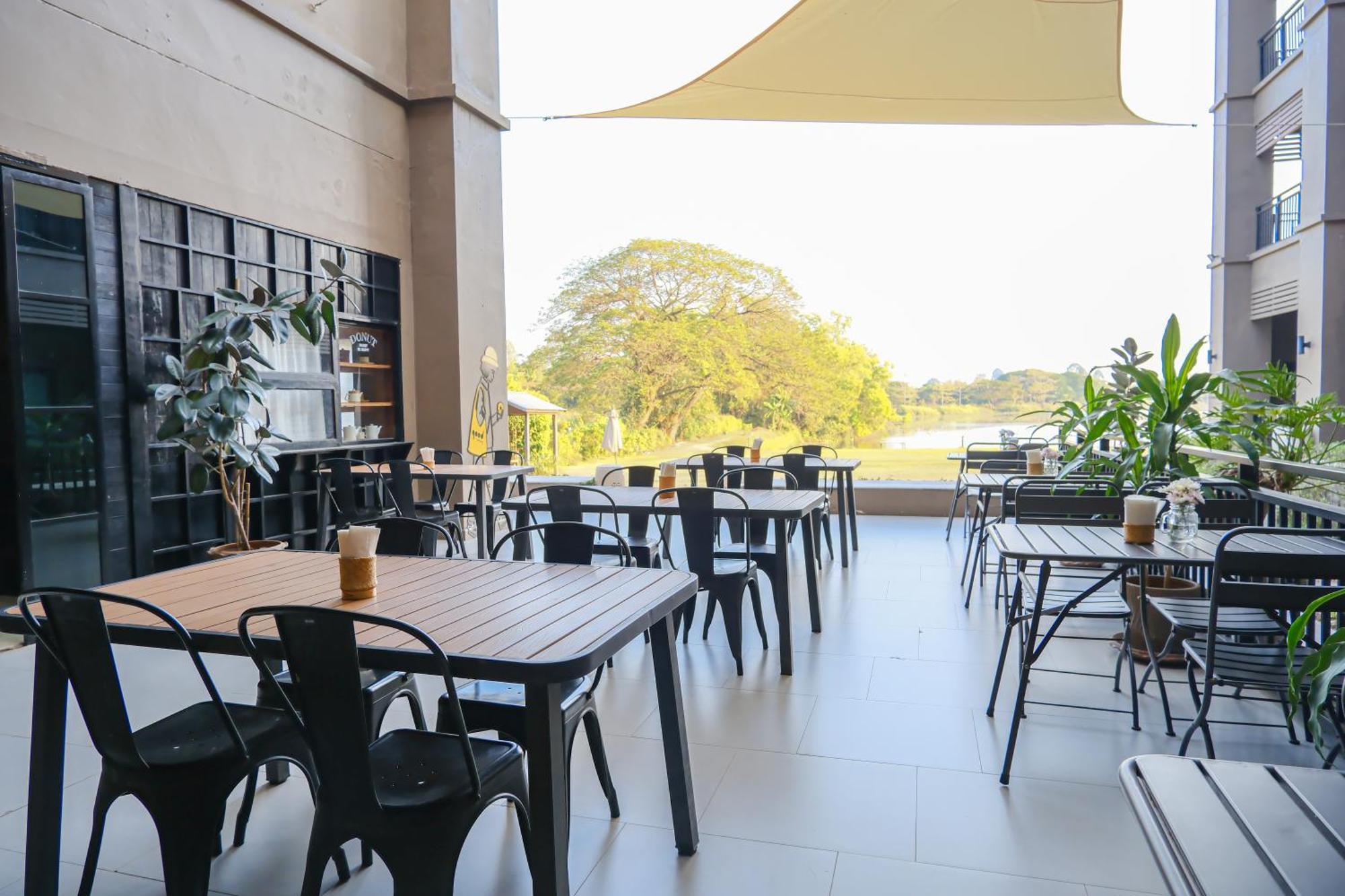 Blu Monkey Brown House Udonthani Extérieur photo